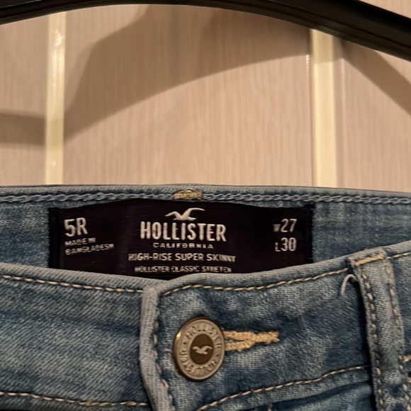 Hollister Jeans - Picture 4 of 6